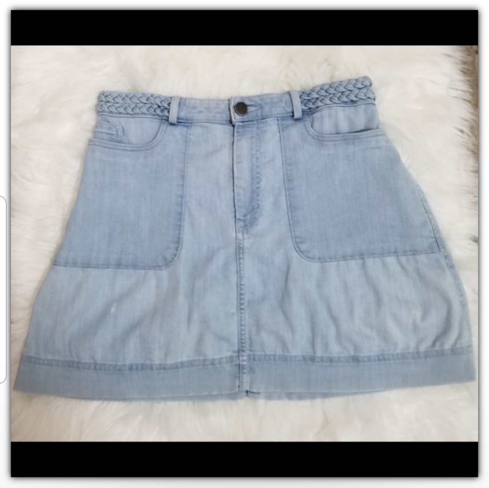 Alice + Olivia jeans skirt mini size 29
